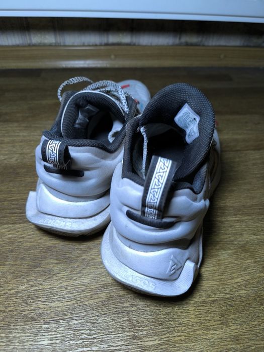 Баскетбольні кросівки Nike Giannis Immortality