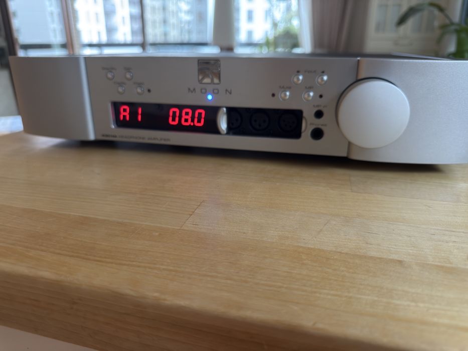 Wzmacniacz sluchawkowy Moon 430HA - legenda HiEnd