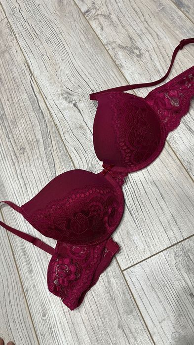 Staniczek stanik biustonosz burgundowy 75c koronkowy