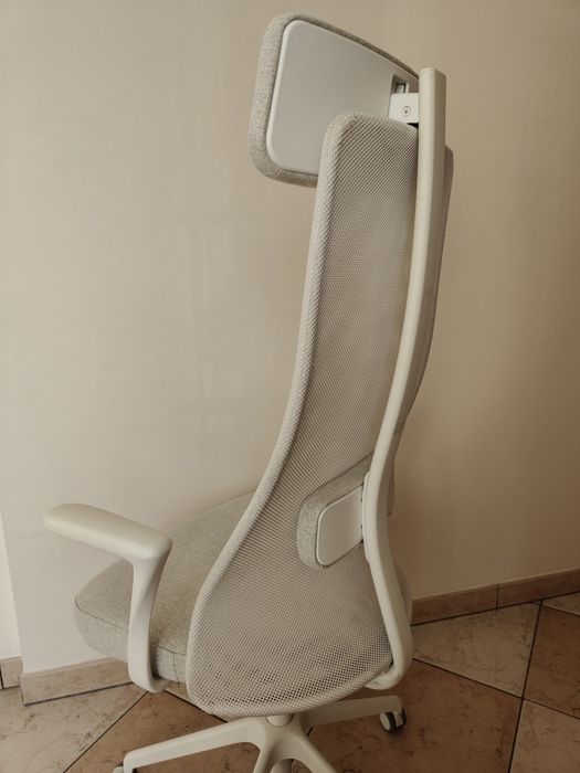 Ikea Jarvfjallet krzesło biurowe ergonomiczne fotel