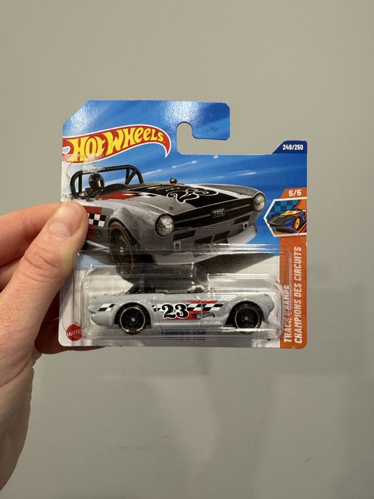 Hot Wheel TH 2025