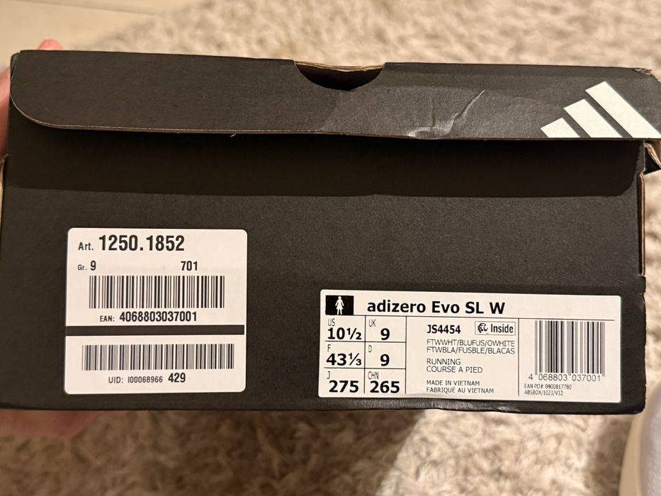 Sapatilhas adizero evo Sl novas