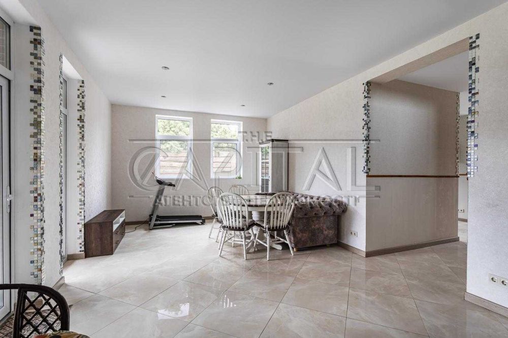 Продаж будинку в Підгірцях