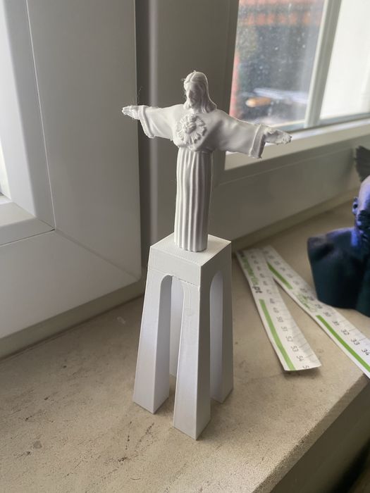 cristo rei statue plastic