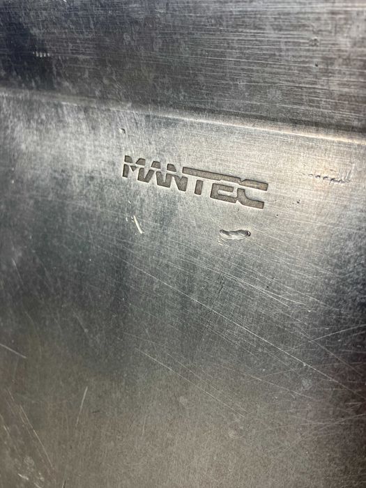 Proteção frontal Mantec para Land Rover Defender