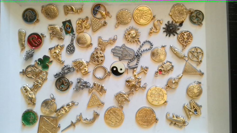 Pendentes para colares muito variados e novos.