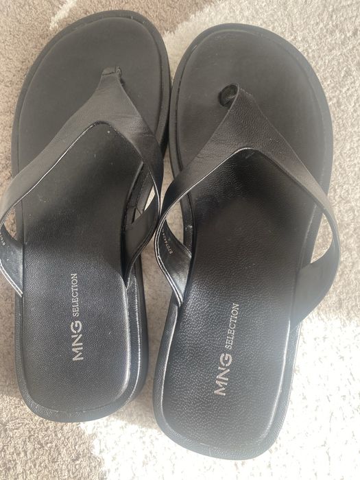 Продам сандалії вʼєтнамки Mango