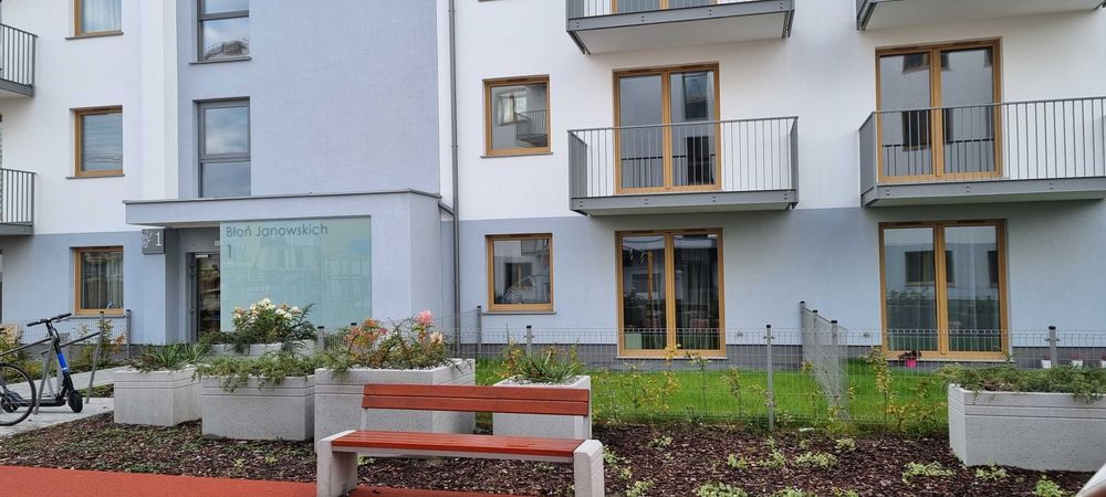 36 m2| 2 pokoje | 1 piętro | winda | miejsce postojowe | błonia janowskie