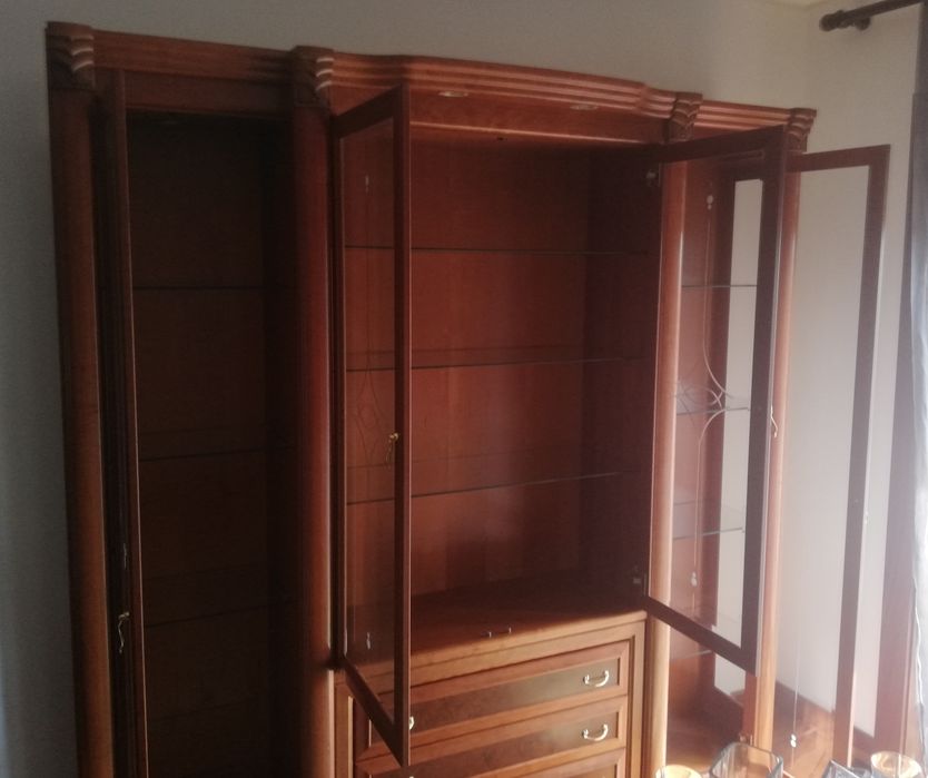 Móvel de sala +mesa +6 cadeiras