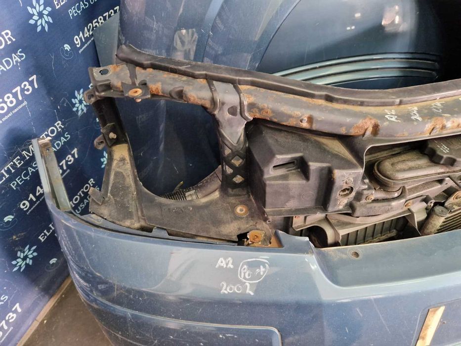 Frente completa usada AUDI A2 1.4 TDI capot parachoques guardalamas oticas radiador