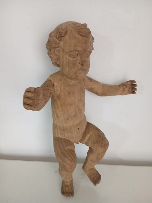 Menino Jesus em madeira
