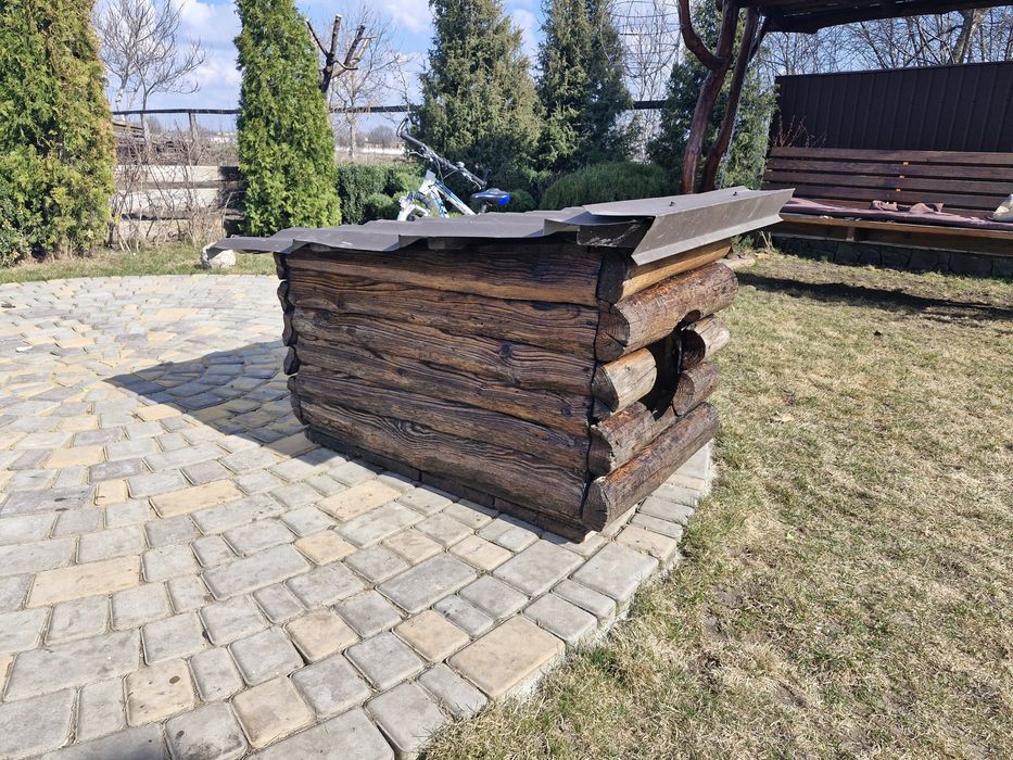 Продам будку для собак