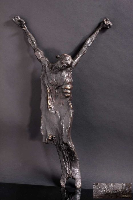 Escultura de Puttis, assinada