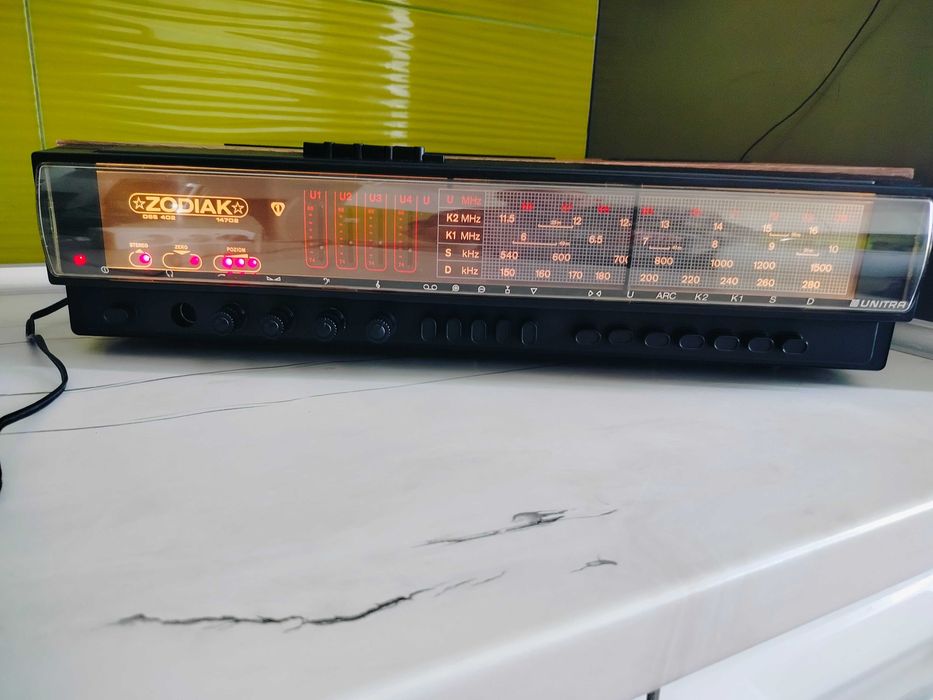 Do sprzedania Zodiak dss 402  -- UKF - 87,5 - 108 MHz
