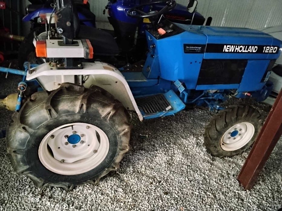 Tractor New Hollande