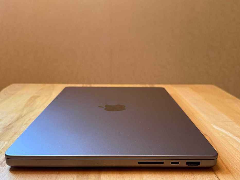 MacBook Pro 14 2021 M1 pro 16/512