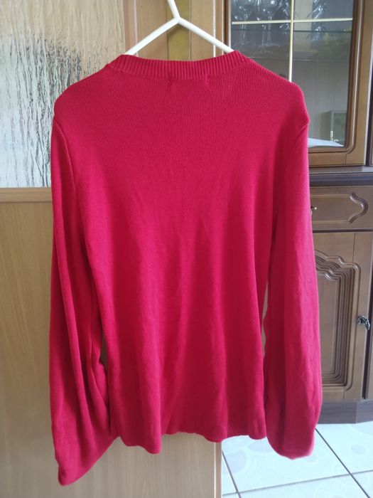 Czerwony sweter F&F