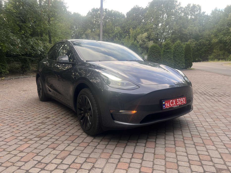 Tesla Model Y 2023р 12місяць
