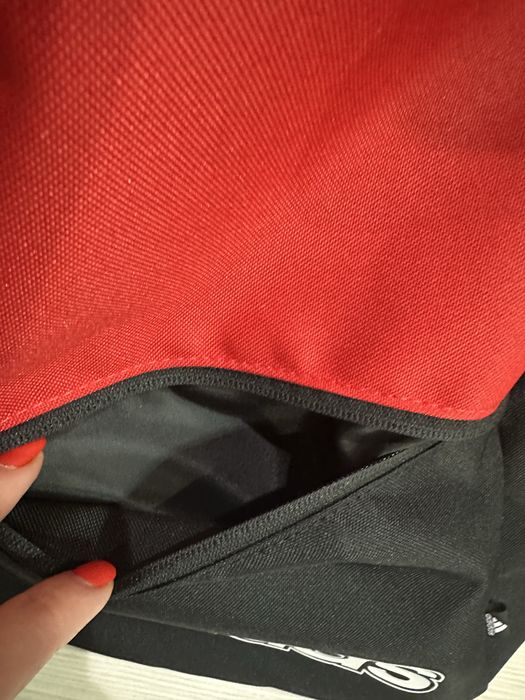 Рюкзак Adidas чорвоно-чорний 27,5 л