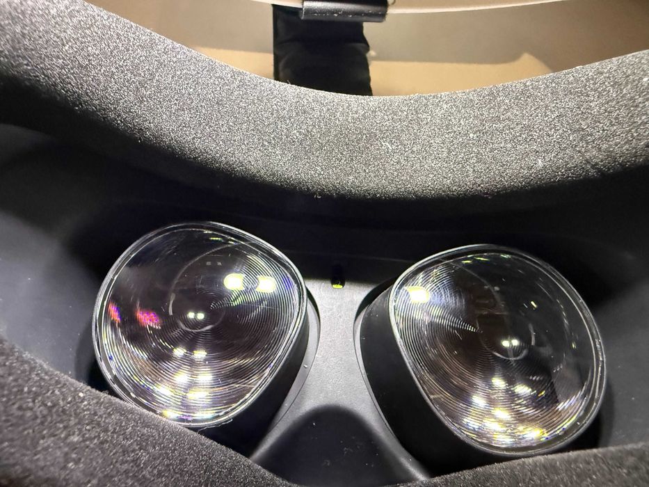 Oculus Quest 2 128 Гб идеальное состояние + много допов