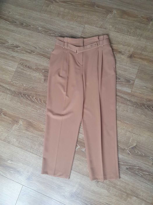 Primark spodnie damskie z ozdobnym paskiem