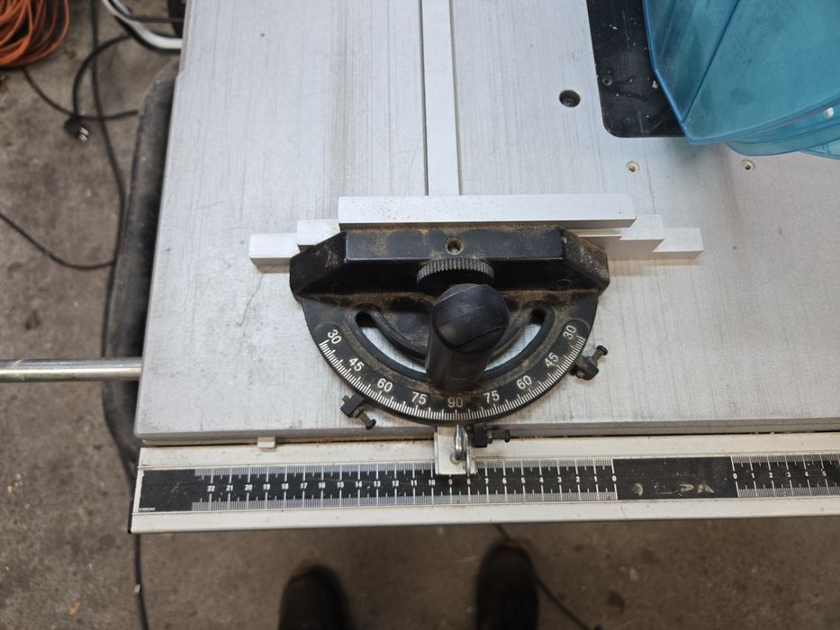 Makita 2704 piła stołowa pilarka Bosch Dewalt formatowa krajzega