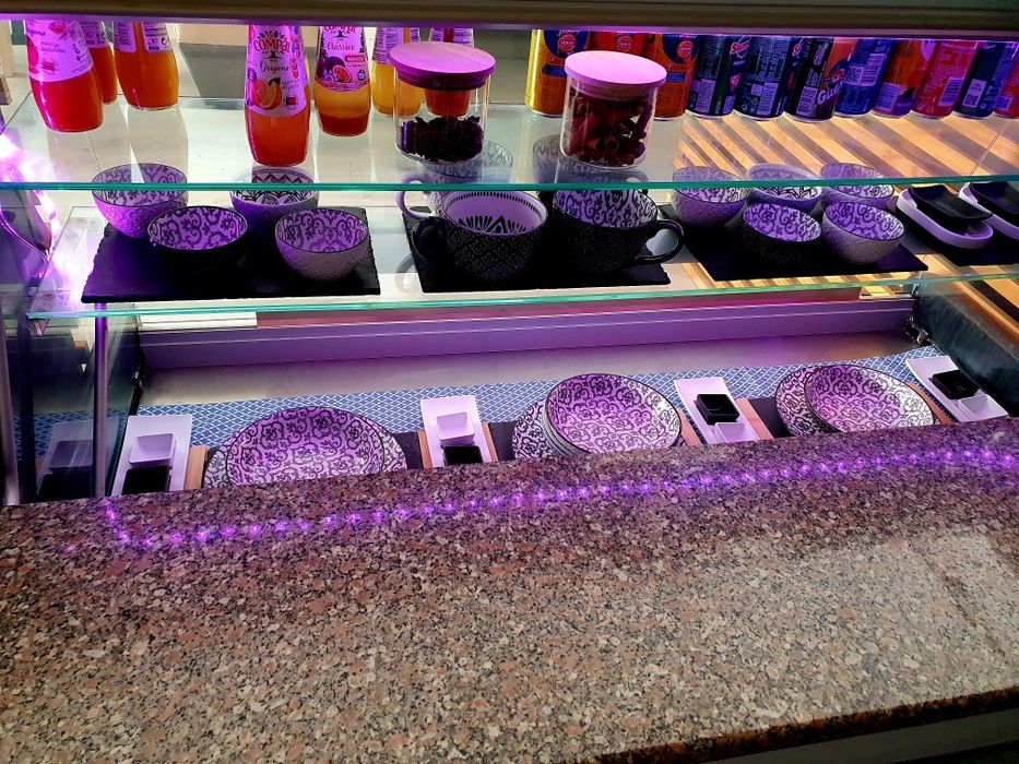 Balcão Vitrine com iluminação LED