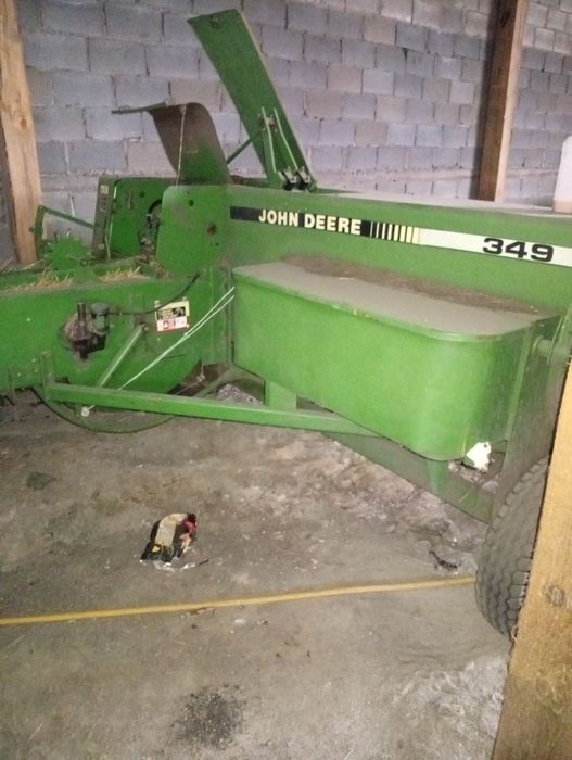 Продам преса Джон Дір 349