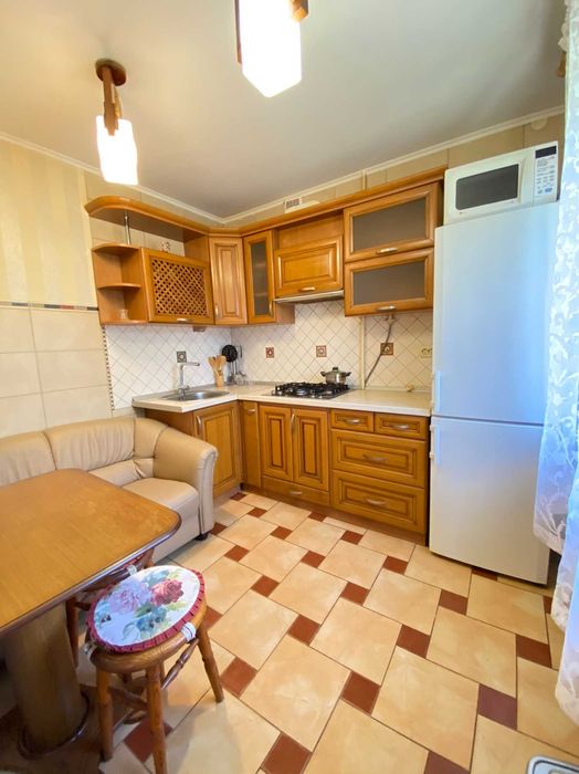 Оренда 2 кім. квартири вул. Володимира Великого