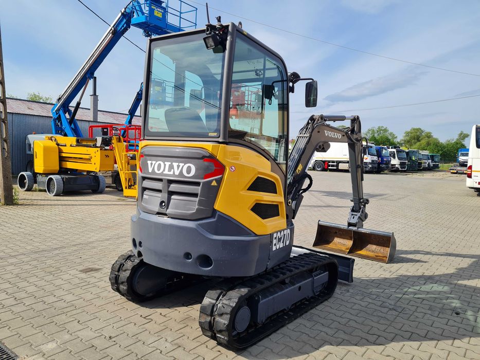 Minikoparka VOLVO EC27D, rok 2018