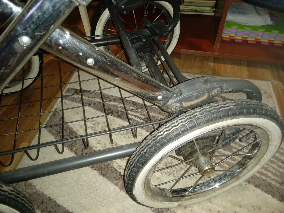 Продам Коляску 3в1