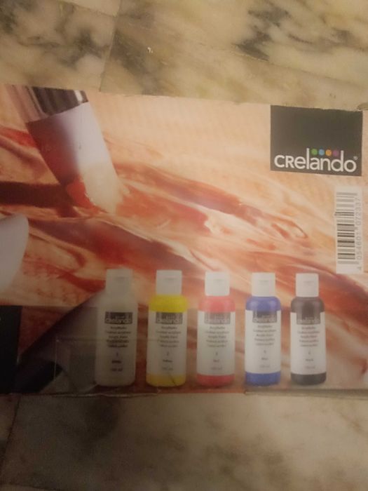 Tinta acrílica ,novo