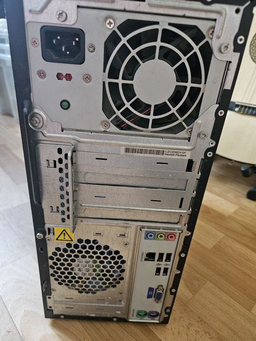 Komputer z procesorem intel