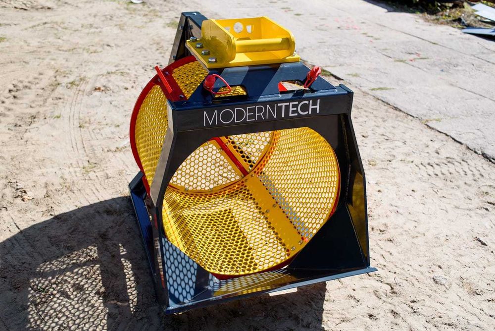 Osprzęt Łycha przesiewająca do ziemi piasku gruzu Moderntech Specagro