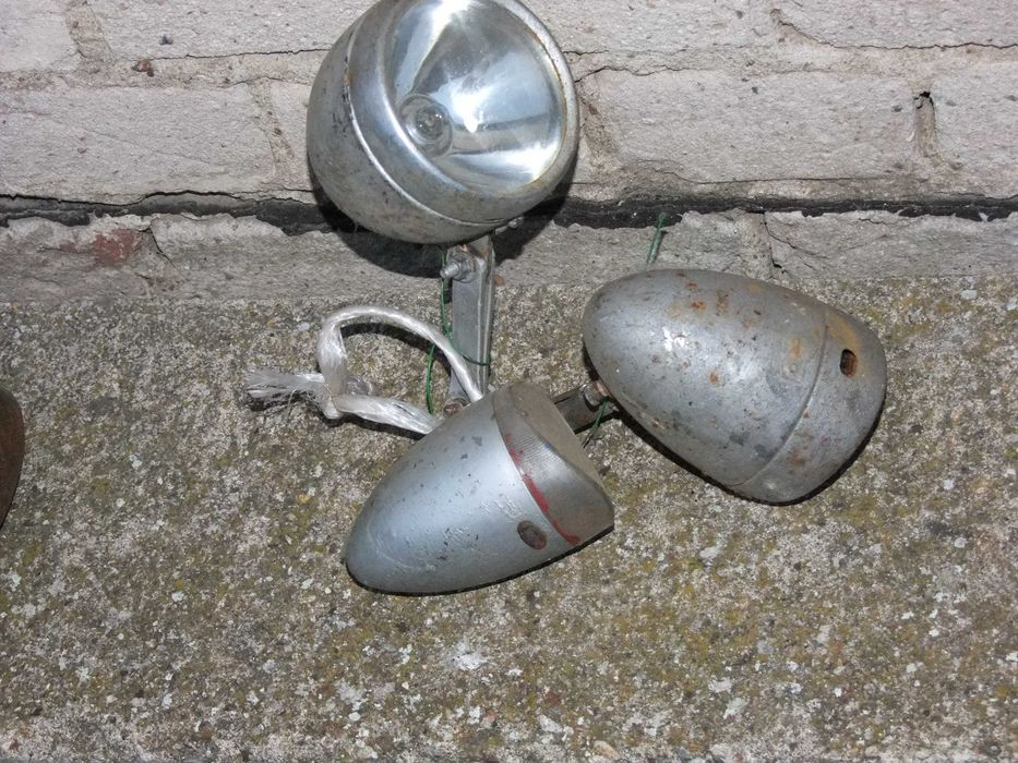 Stare lampy rowerowe
