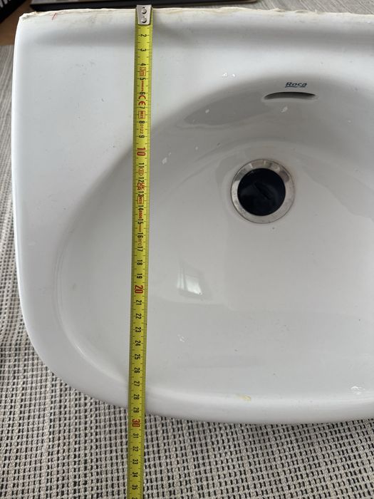 Lavatório pequeno Roca