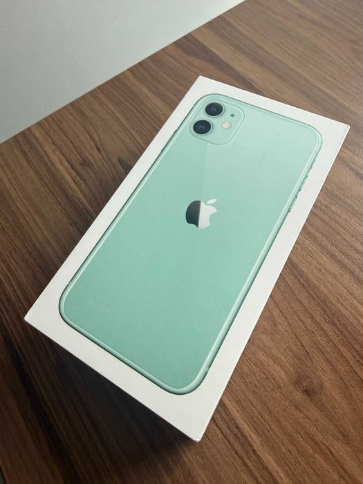 Oryginalne pudełka od iPhone 11