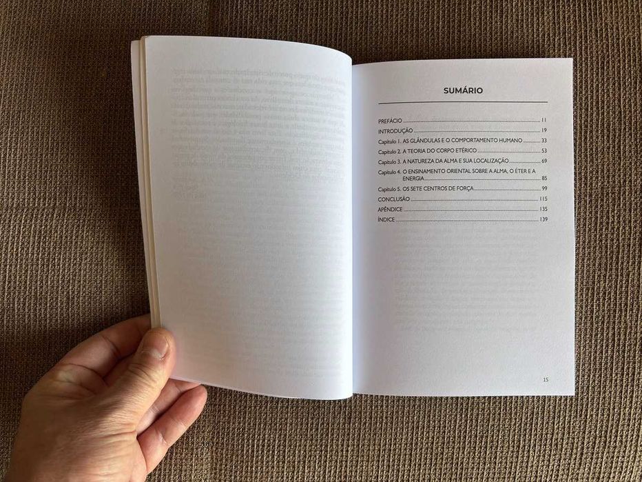 Livro de Alice Bailey A Alma e o Seu Mecanismo