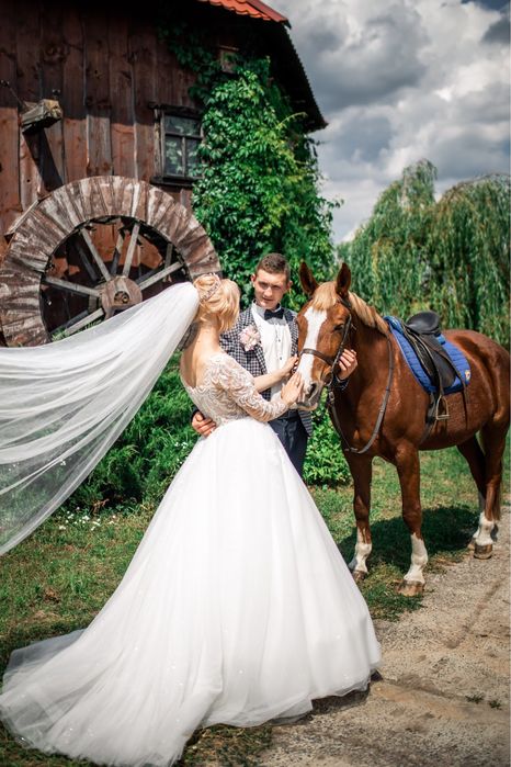 Весільна сукня / Весільне плаття