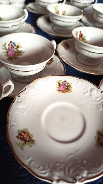 Порцеляна, фарфор сервіз "Мадонна"