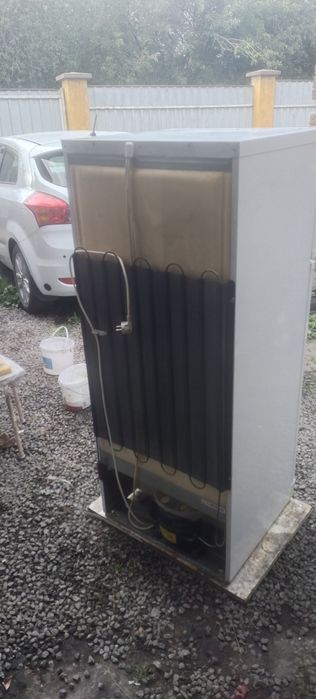 Продам холодильник індезит4500