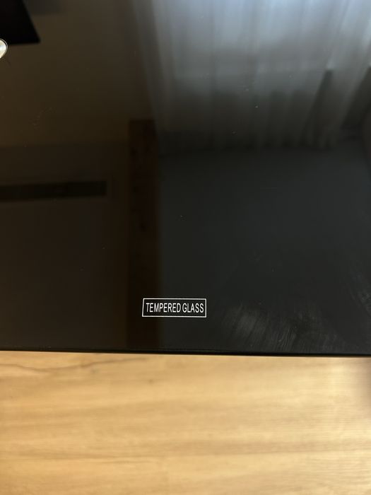 Mesa-secretaria vidro temperado