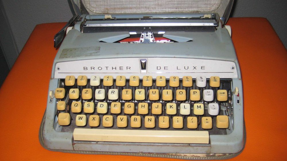 Maquina  manual de escrever para colecionadores, , a funcionar a 100%