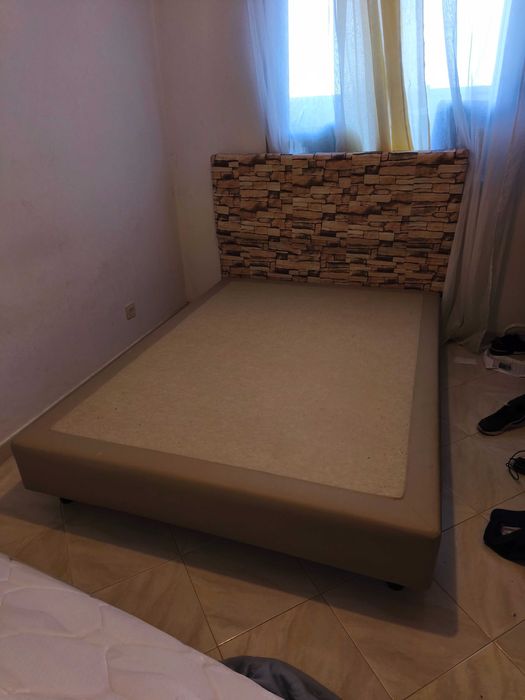 Cama e Cabeceira de casal