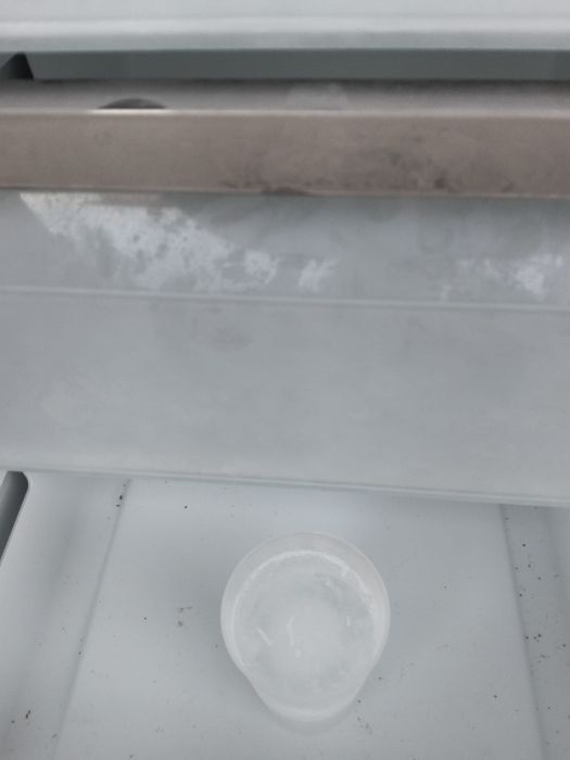 Arca congeladora Miele perfeita preta