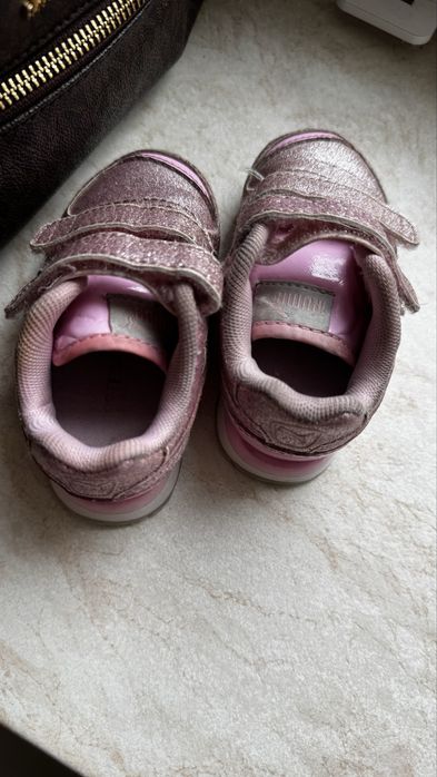 Кроссовки Puma на девочку