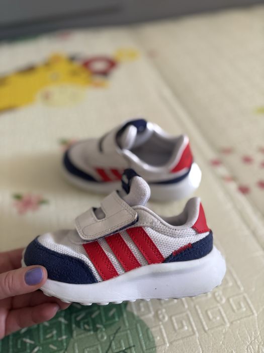 Кросівки дитячі adidas 23 p / 15 см