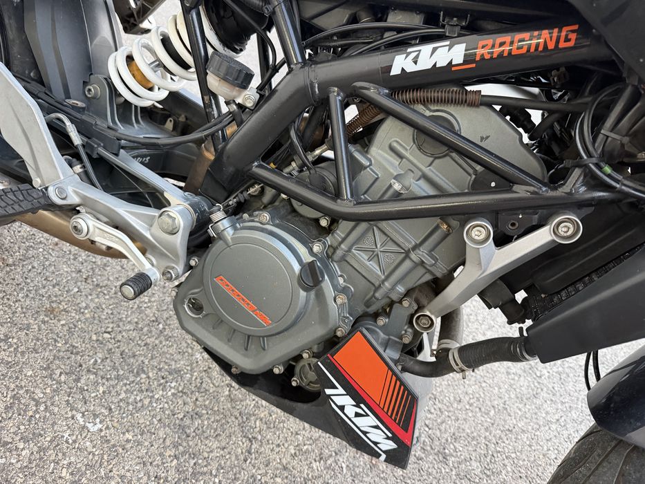 Ktm Duke 125cm !!