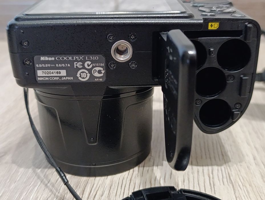 Фотоапарат Nikon Coolpix L310+ сумка+карта