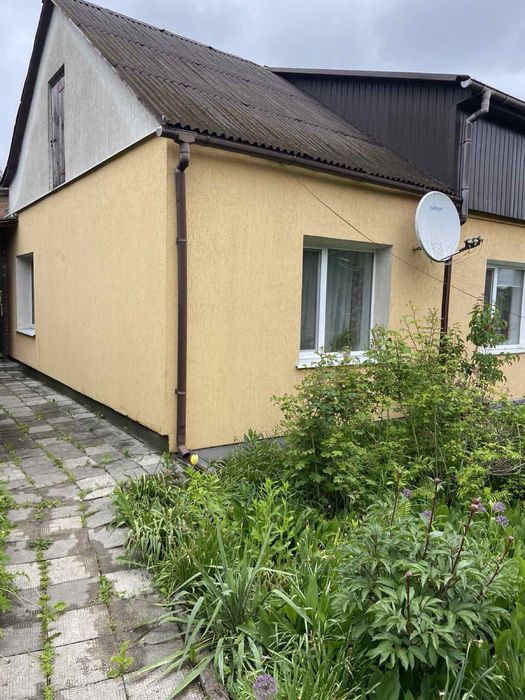 Продам частину будинку, вул, Володимирська у місті Луцьку